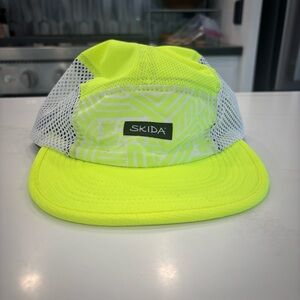 Skida Brimmed Running Hat
